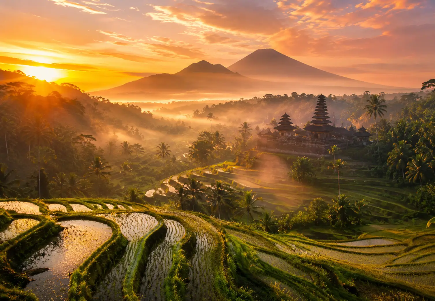 Bali rice fields and mountain sunset for best time to visit Bali in 2026
